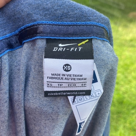 Nike Blue Full-Zip Jacket - Picture 4 of 9